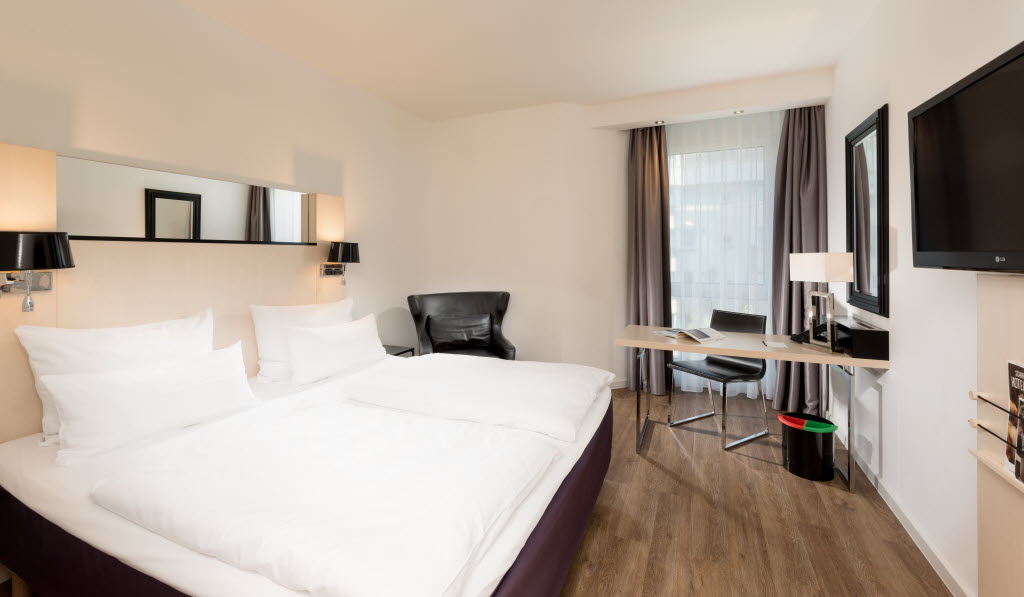 Copyright: : vision photos Hotel Scandic Berlin Kurfürstendamm, Hotel Room Berlin